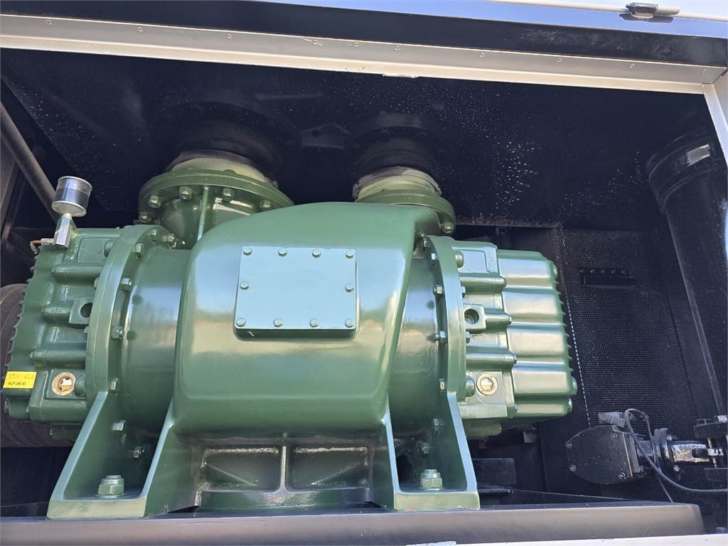 真空车 Volvo Disab Centurion vacuum suction loader:图18 真空车 Volvo Disab Centurion vacuum suction loader:图18