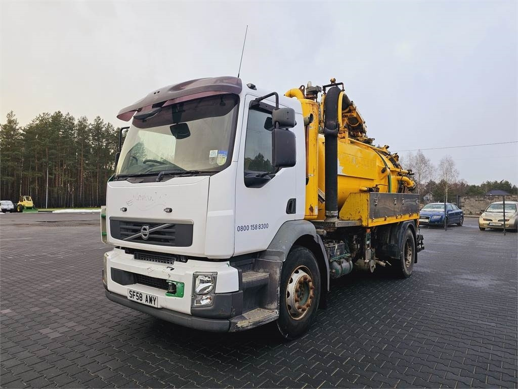 Volvo FULLER TANKERS 2008 WUKO for collecting liquid was - 真空车:图3 Volvo FULLER TANKERS 2008 WUKO for collecting liquid was - 真空车:图3
