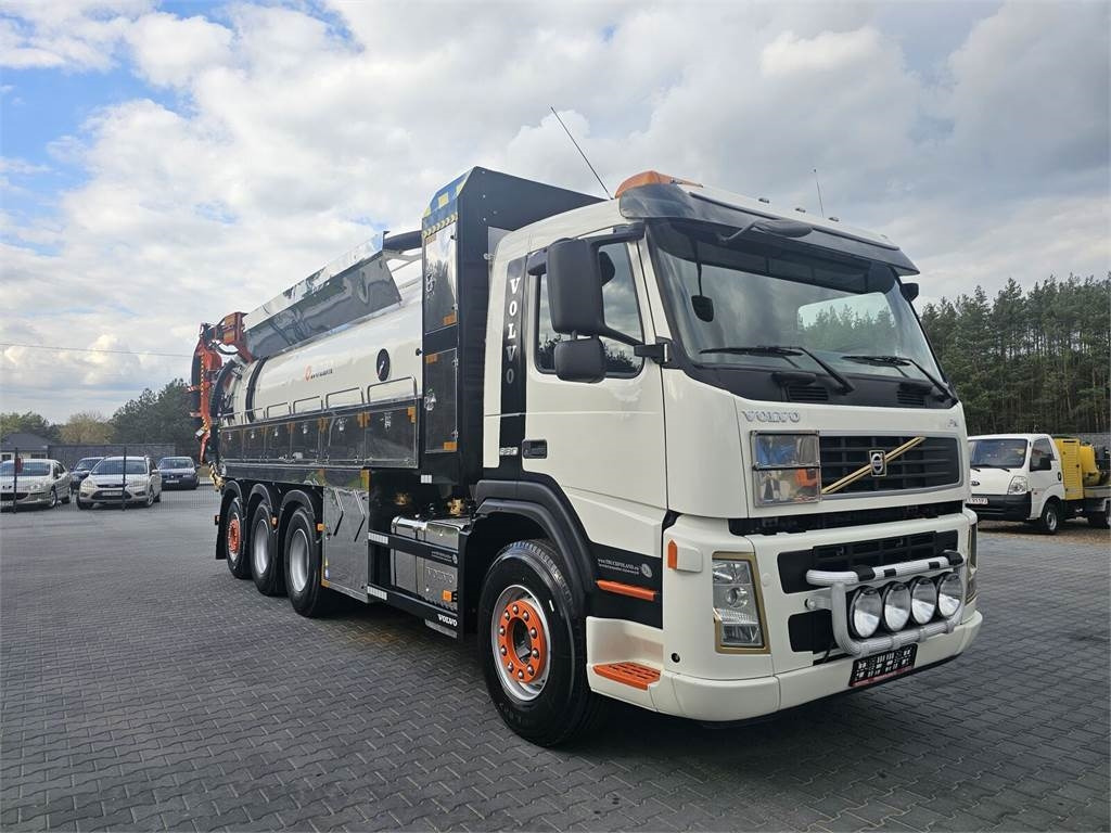 Volvo WUKO ADR ROLBA FOR CLEANING CHANNELS COMBI - 真空车:图3 Volvo WUKO ADR ROLBA FOR CLEANING CHANNELS COMBI - 真空车:图3