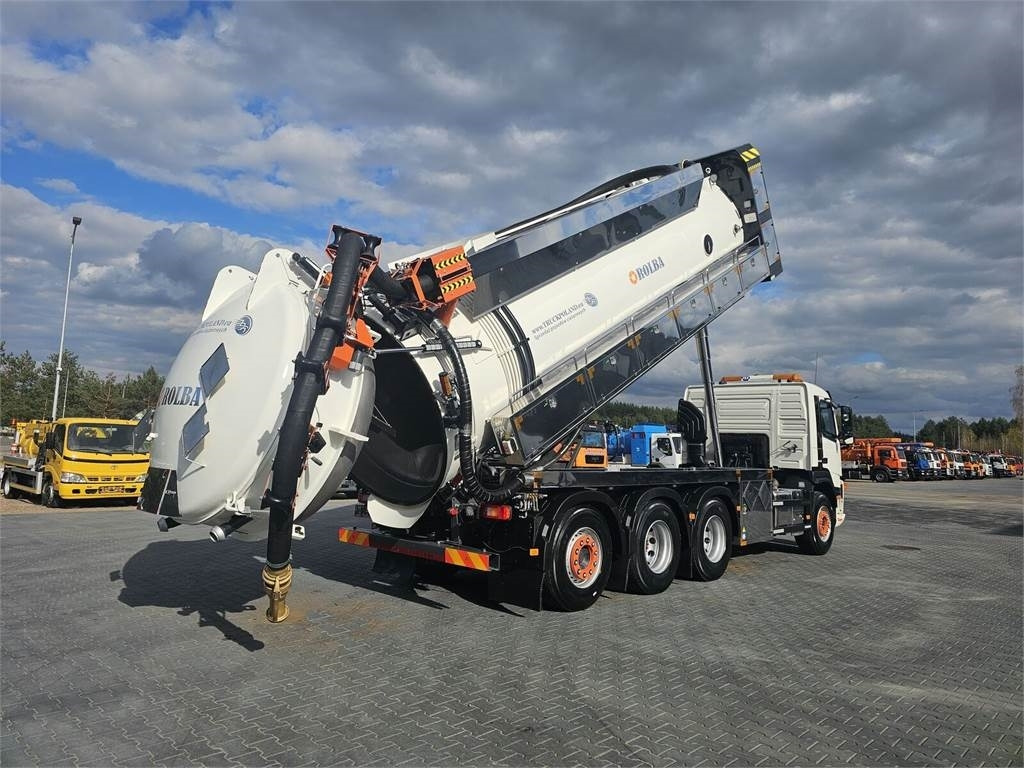 真空车 Volvo WUKO ADR ROLBA FOR CLEANING CHANNELS COMBI：图29