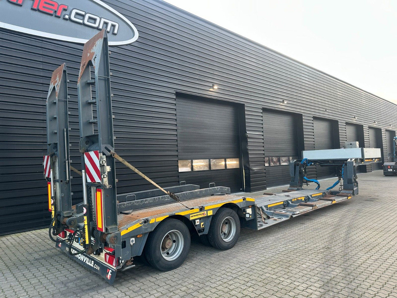Faymonville 2 achs tiefbett / ausziehbar / Forstmaschinen - 低装载半拖车:图2 Faymonville 2 achs tiefbett / ausziehbar / Forstmaschinen - 低装载半拖车:图2