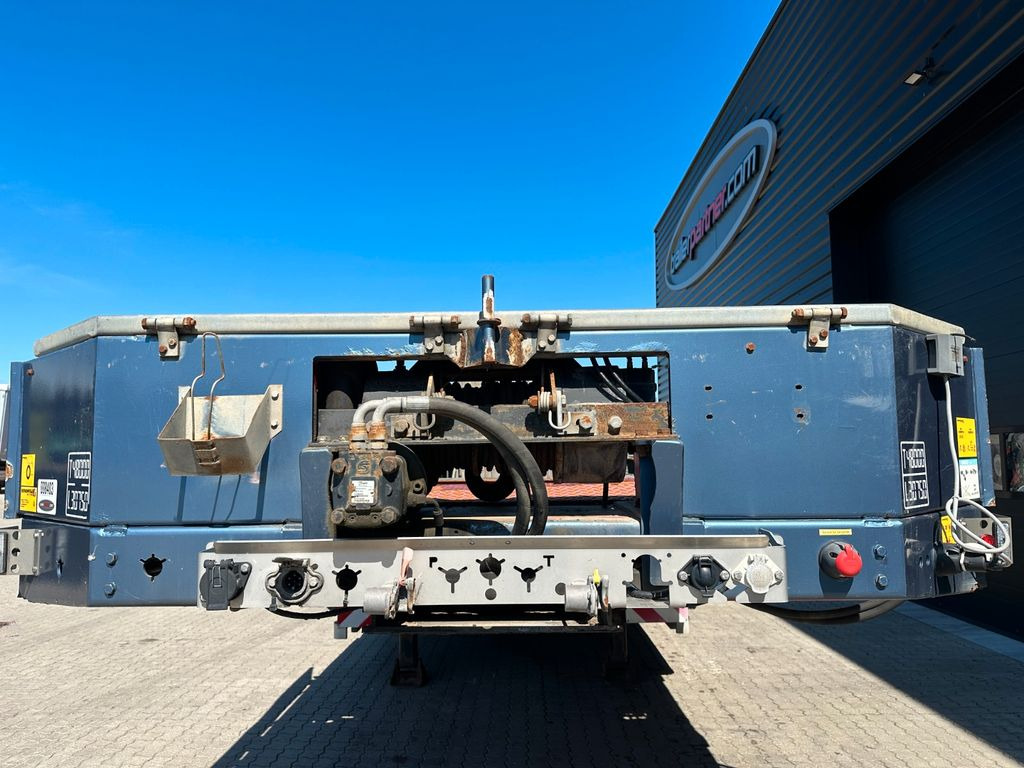 Faymonville Multimax 4 achs tieflader / Hydr. Verbreiterung Faymonville Multimax 4 achs tieflader / Hydr. Verbreiterung - 低装载半拖车:图5 Faymonville Multimax 4 achs tieflader / Hydr. Verbreiterung Faymonville Multimax 4 achs tieflader / Hydr. Verbreiterung - 低装载半拖车:图5