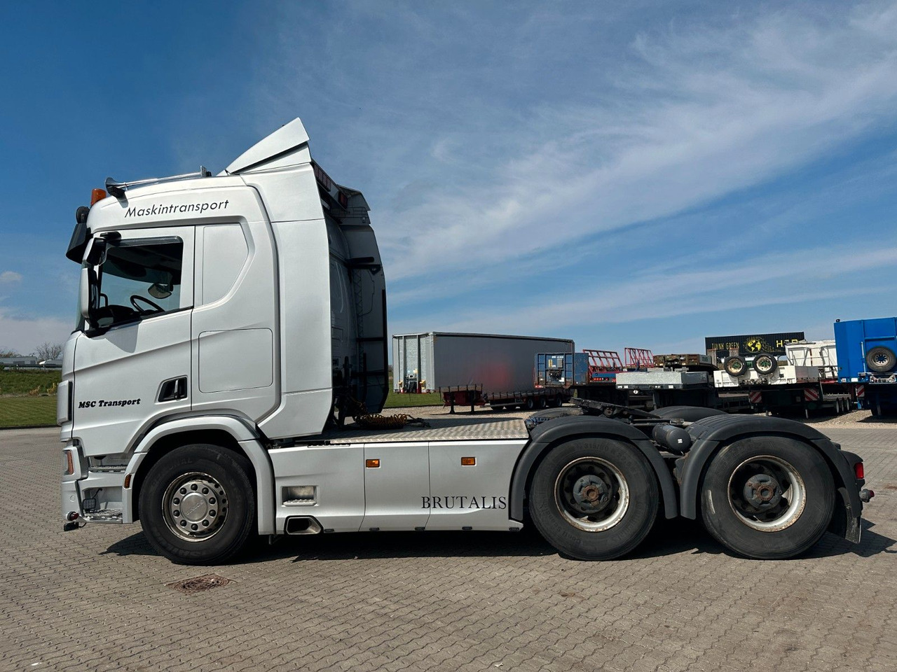 牵引车 Scania R 730 6x4 Scania R 730 V8 6x4：图6