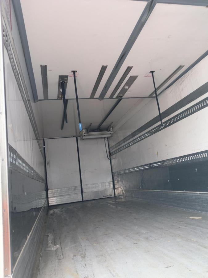Renault D-Series Wide 320 - 冷藏车:图4 Renault D-Series Wide 320 - 冷藏车:图4