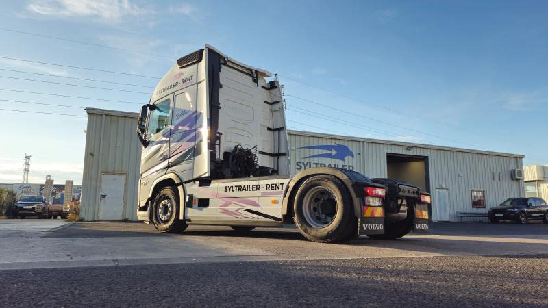 Volvo FH 500 AERO Globetrotter XXL (Location / Rent) - 牵引车:图2 Volvo FH 500 AERO Globetrotter XXL (Location / Rent) - 牵引车:图2