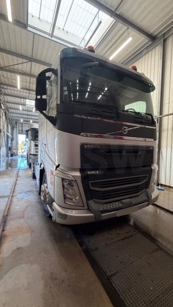 Volvo FH 500 - 牵引车:图1 Volvo FH 500 - 牵引车:图1