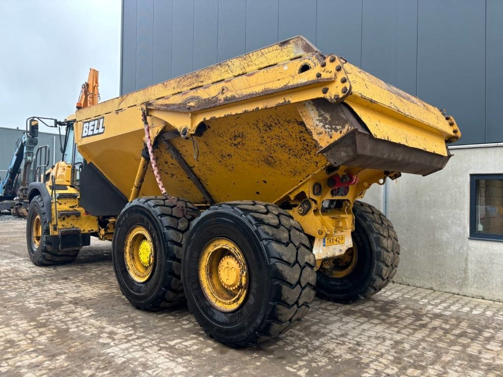 Bell B30E -- B 30 E -- wide tyres -- tailgate - 铰接式自卸车:图4 Bell B30E -- B 30 E -- wide tyres -- tailgate - 铰接式自卸车:图4
