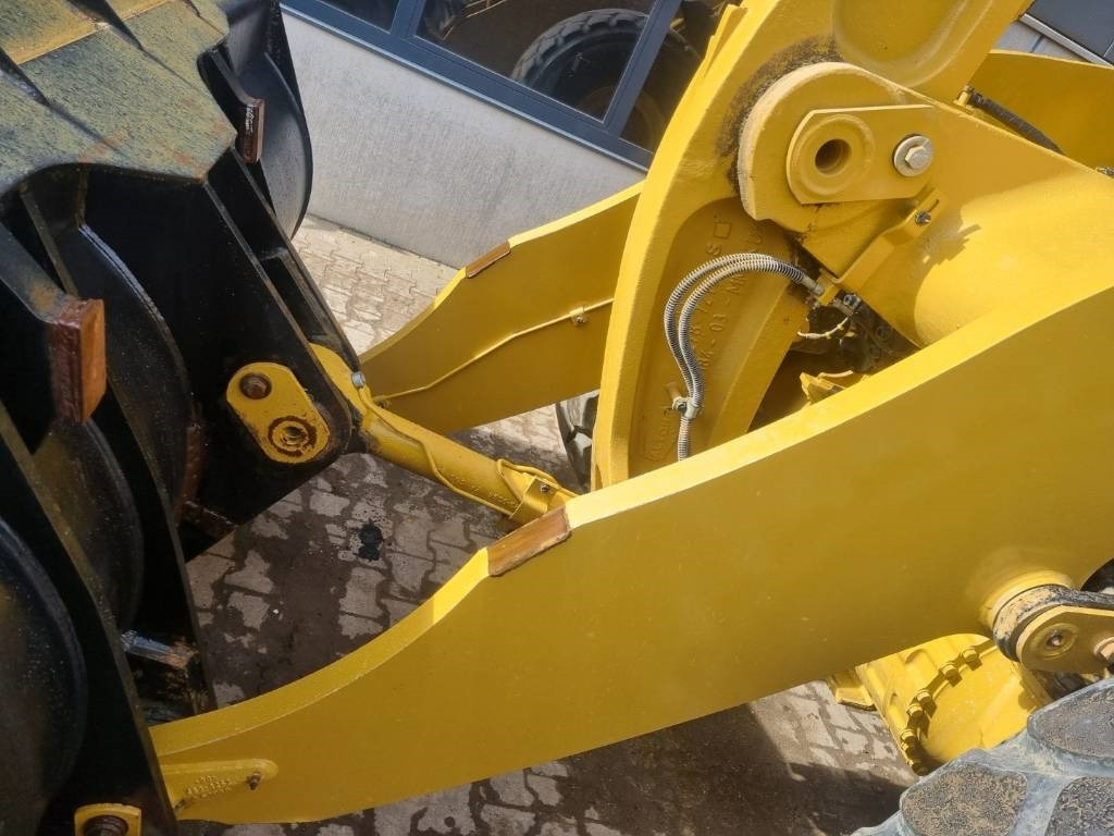 CAT 972 M -- LIKE NEW -- 100% original - 轮式装载机:图4 CAT 972 M -- LIKE NEW -- 100% original - 轮式装载机:图4