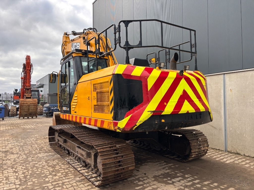 JCB 220 XL 4F -- 220X lc -- 220 X LC - 履带式挖掘机:图4 JCB 220 XL 4F -- 220X lc -- 220 X LC - 履带式挖掘机:图4