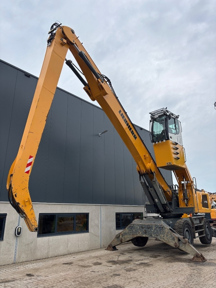 Liebherr LH 50 M - 垃圾/ 工业叉装车:图4 Liebherr LH 50 M - 垃圾/ 工业叉装车:图4