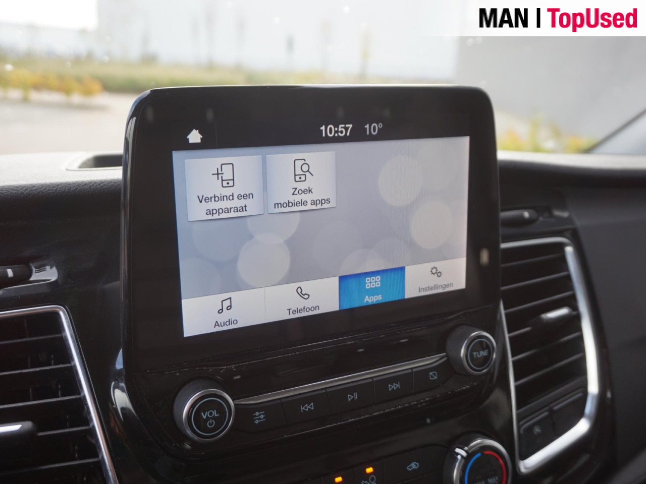 FORD Transit Custom 320 L2H1 Sport - 无侧窗厢式货车:图5 FORD Transit Custom 320 L2H1 Sport - 无侧窗厢式货车:图5