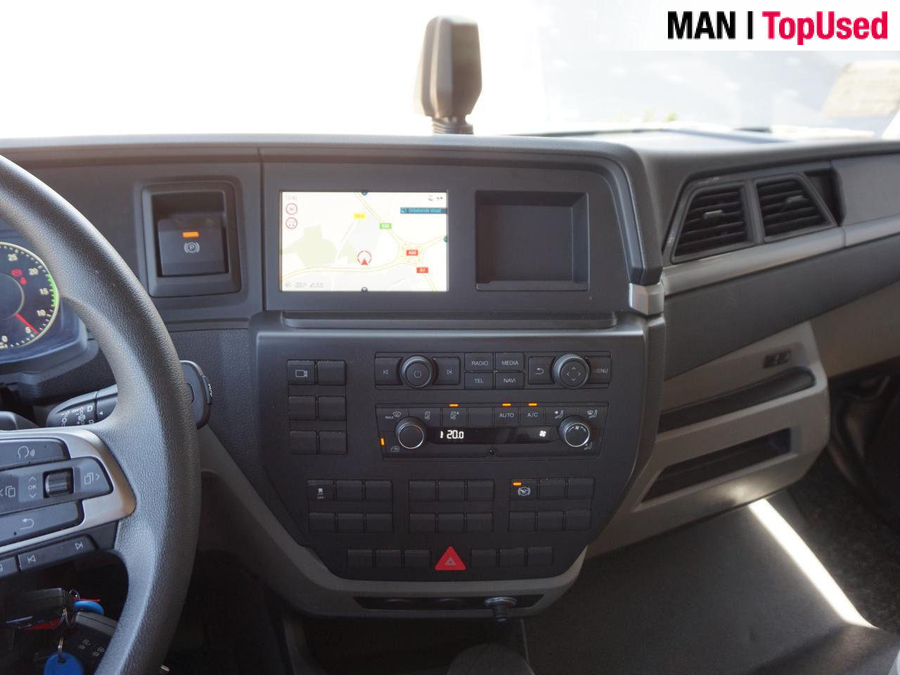 MAN TGM 18.320 4x2 BL CH - 栏板式/ 平板卡车:图4 MAN TGM 18.320 4x2 BL CH - 栏板式/ 平板卡车:图4