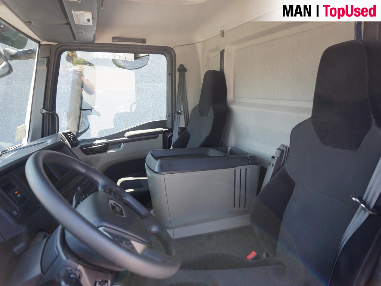 MAN TGM 18.320 4x2 BL CH - 栏板式/ 平板卡车:图2 MAN TGM 18.320 4x2 BL CH - 栏板式/ 平板卡车:图2