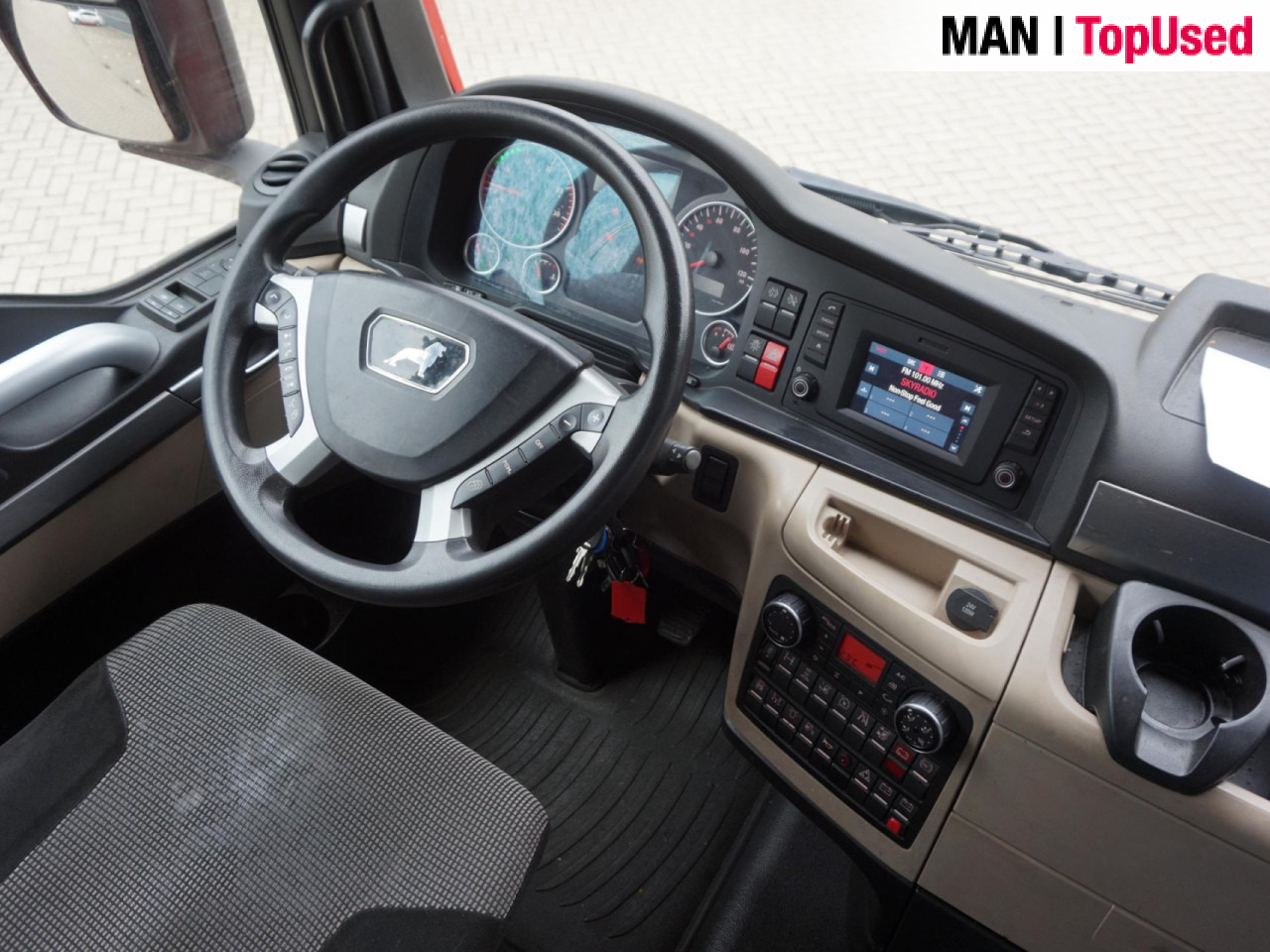 MAN TGX 18.420 4X2 BLS / ADR EXIII / PTO / Euro6 - 牵引车:图4 MAN TGX 18.420 4X2 BLS / ADR EXIII / PTO / Euro6 - 牵引车:图4