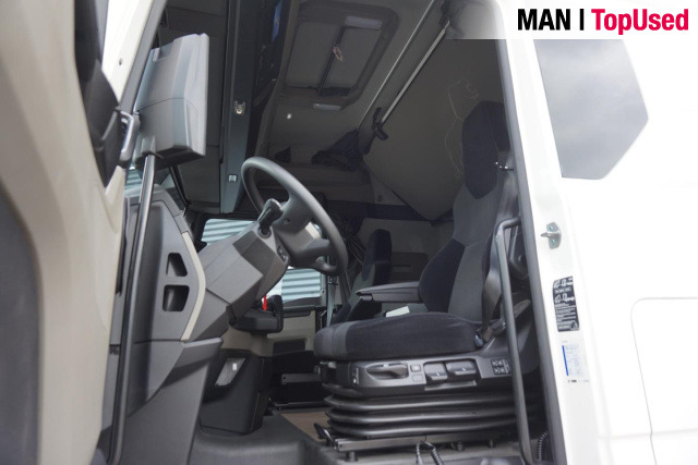 MAN TGX 18.480 4x2 BL SA / OptiView / 2 Tanks / LED - 牵引车:图4 MAN TGX 18.480 4x2 BL SA / OptiView / 2 Tanks / LED - 牵引车:图4
