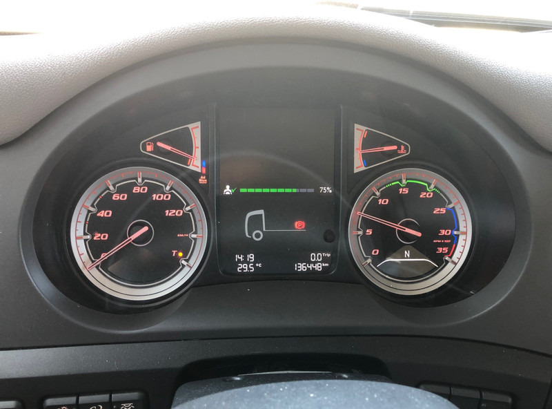 DAF CF 260 FA / Carrier Koeler / Chereau Frigo Box / Laadklep / APK TUV 09-25 - 冷藏车:图4 DAF CF 260 FA / Carrier Koeler / Chereau Frigo Box / Laadklep / APK TUV 09-25 - 冷藏车:图4