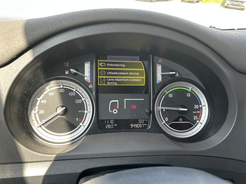 DAF CF 400 FT Comfort Sleeper Cab / 949 dkm / APK TUV 01-26 - 牵引车:图4 DAF CF 400 FT Comfort Sleeper Cab / 949 dkm / APK TUV 01-26 - 牵引车:图4