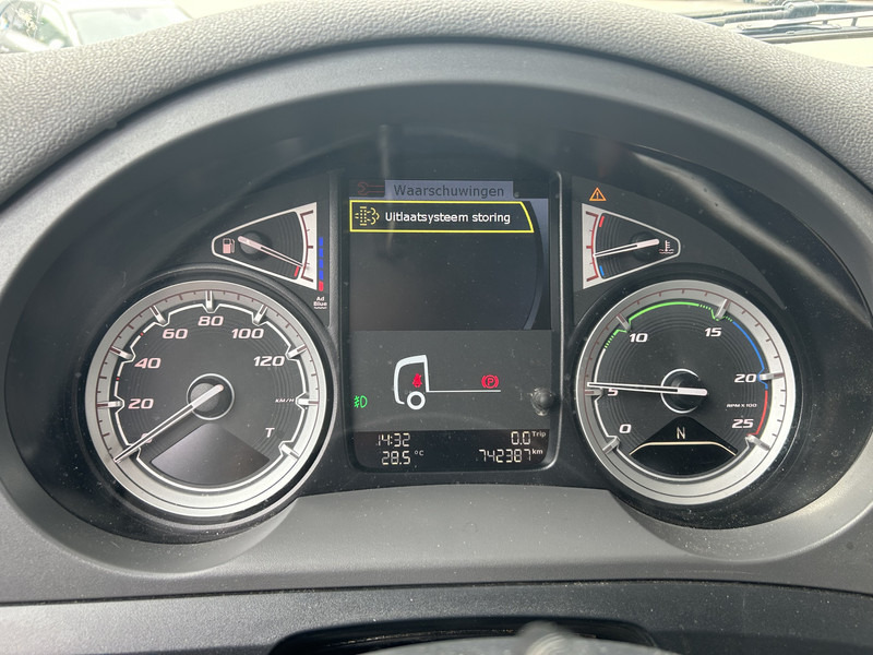 DAF CF 410 FT Space Cab / 742 dkm / 2 Tanks / NL Truck - 牵引车:图4 DAF CF 410 FT Space Cab / 742 dkm / 2 Tanks / NL Truck - 牵引车:图4