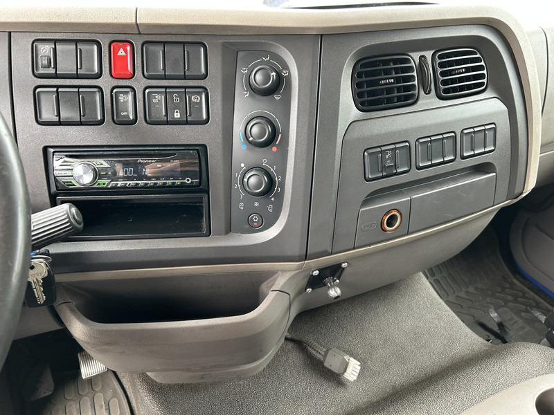 DAF LF 210 FA / 12 Ton / 454 dkm / Pritsch-Plane / LBW / APK TUV 11-25 - 侧帘卡车:图5 DAF LF 210 FA / 12 Ton / 454 dkm / Pritsch-Plane / LBW / APK TUV 11-25 - 侧帘卡车:图5