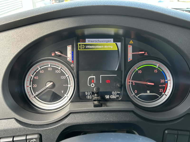 DAF XF 440 FAN SSC + Aschersleben Kaross DSA 18 / Loadlift 4000 kg / Curtainside Combi - 侧帘卡车:图4 DAF XF 440 FAN SSC + Aschersleben Kaross DSA 18 / Loadlift 4000 kg / Curtainside Combi - 侧帘卡车:图4
