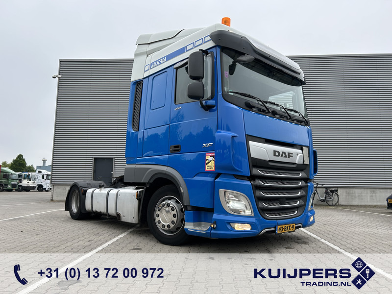 DAF XF 450 FT SC / Mega - Lowdeck / 681 dkm / 2 Tanks / Tacho V2 / Stand Airco - 牵引车:图1 DAF XF 450 FT SC / Mega - Lowdeck / 681 dkm / 2 Tanks / Tacho V2 / Stand Airco - 牵引车:图1