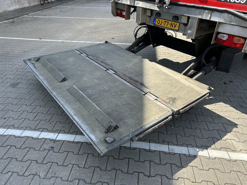 H.T.F. HZO 39 / Carrier Vector 1800 Frigo / Loadlift 2500 kg / APK TUV 01-26 - 冷藏半拖车:图5 H.T.F. HZO 39 / Carrier Vector 1800 Frigo / Loadlift 2500 kg / APK TUV 01-26 - 冷藏半拖车:图5