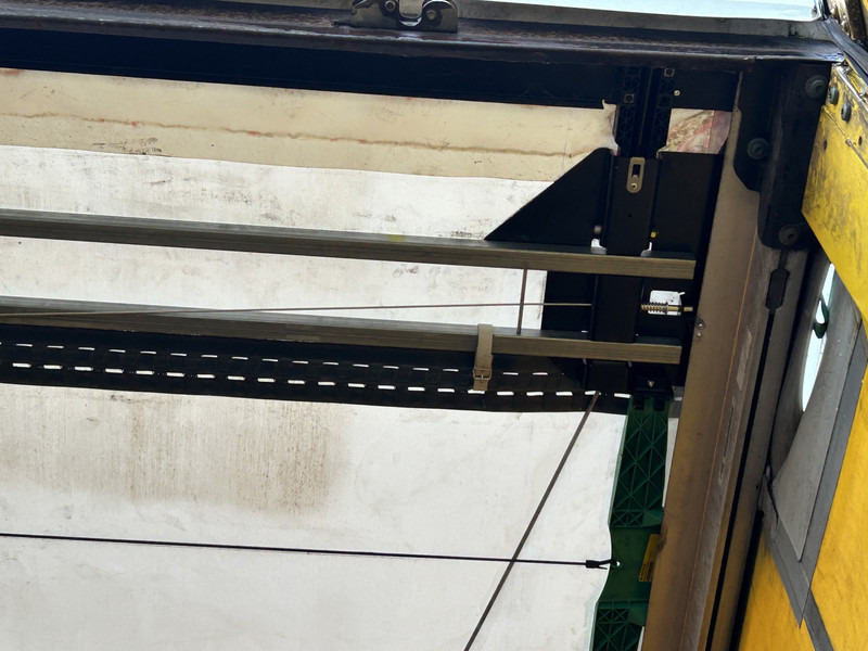 Krone Profi Liner / Schuifzeil / Kooi Aap / Stuur + Liftas / APK 05-26 - 侧帘半拖车:图4 Krone Profi Liner / Schuifzeil / Kooi Aap / Stuur + Liftas / APK 05-26 - 侧帘半拖车:图4