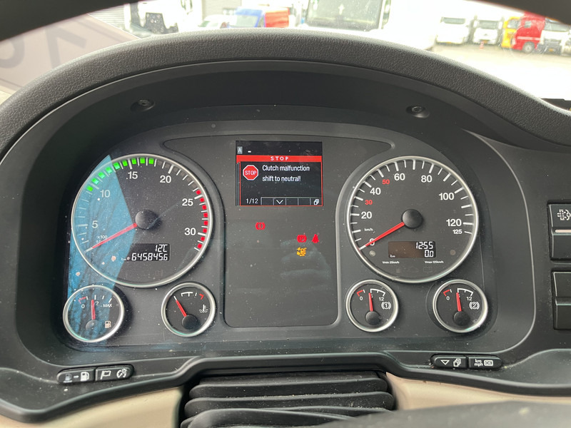 MAN TGX 18.460 XXL / Motor Defect -> Not Running / Retarder / 645 dkm / 2 Tanks - 牵引车:图4 MAN TGX 18.460 XXL / Motor Defect -> Not Running / Retarder / 645 dkm / 2 Tanks - 牵引车:图4