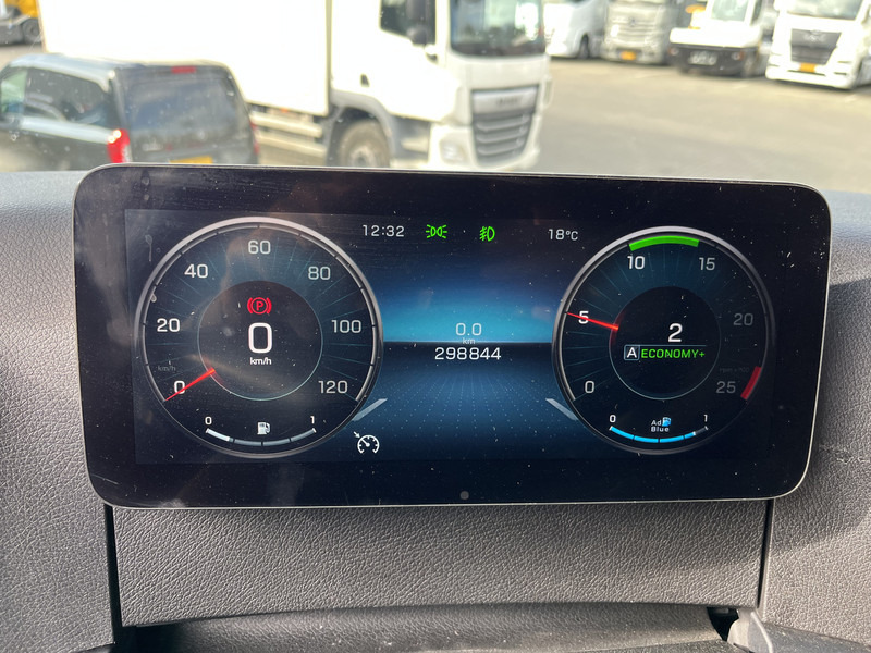 Mercedes-Benz Actros 1842 Gigaspace / 298 km / Full Spoiler / NL truck - 牵引车:图4 Mercedes-Benz Actros 1842 Gigaspace / 298 km / Full Spoiler / NL truck - 牵引车:图4