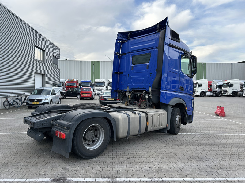 Mercedes-Benz Actros 1842 StreamSpace / 939 dkm / 2 Tanks / NL Truck - 牵引车:图2 Mercedes-Benz Actros 1842 StreamSpace / 939 dkm / 2 Tanks / NL Truck - 牵引车:图2