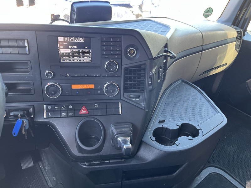 Mercedes-Benz Actros 1842 Streamspace / 945 dkm / 2 Tanks / NL Truck - 牵引车:图5 Mercedes-Benz Actros 1842 Streamspace / 945 dkm / 2 Tanks / NL Truck - 牵引车:图5