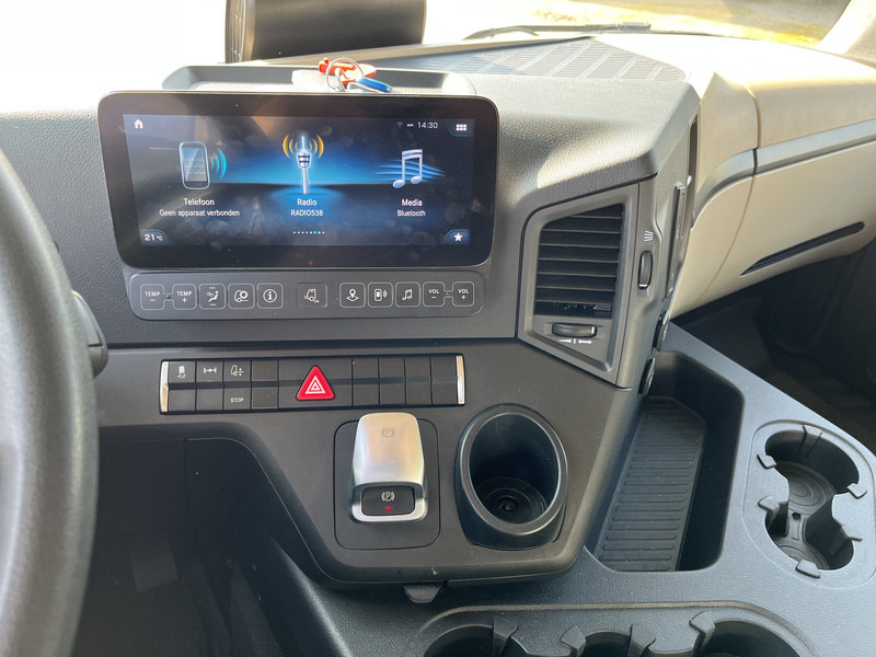 Mercedes-Benz Actros 2124 / 2023 / 18 Ton / 76 dkm / Box / Laadklep - 厢式卡车:图5 Mercedes-Benz Actros 2124 / 2023 / 18 Ton / 76 dkm / Box / Laadklep - 厢式卡车:图5