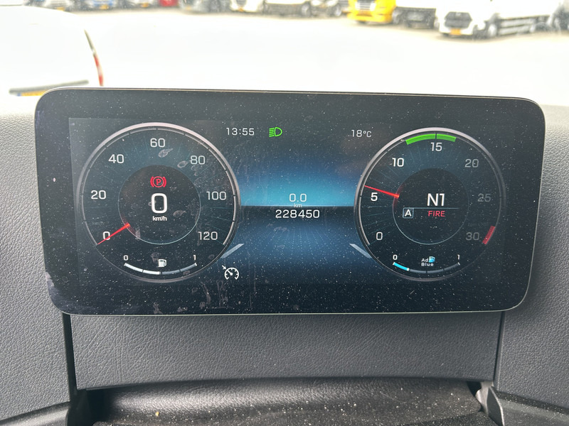 Mercedes-Benz Actros 2124 / Carrier Supra 850 -30 gr / Koeler / Laadklep / APK 03-26 - 冷藏车:图4 Mercedes-Benz Actros 2124 / Carrier Supra 850 -30 gr / Koeler / Laadklep / APK 03-26 - 冷藏车:图4