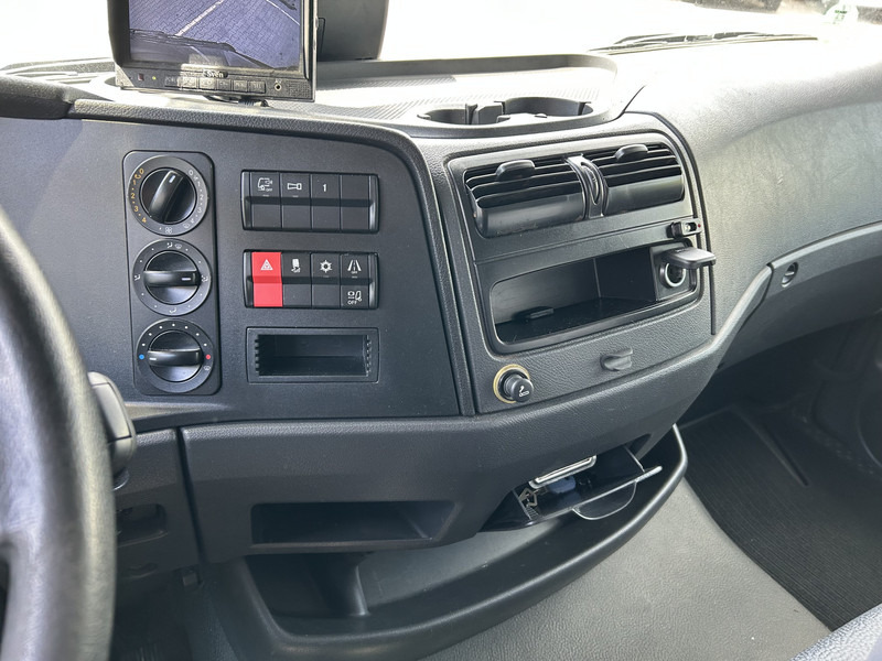Mercedes-Benz Atego 818 / 8 Ton / 676 dkm / Box / Laadklep / APK TUV 03-26 - 厢式卡车:图5 Mercedes-Benz Atego 818 / 8 Ton / 676 dkm / Box / Laadklep / APK TUV 03-26 - 厢式卡车:图5