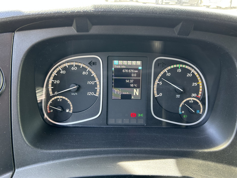 Mercedes-Benz Atego 818 / 8 Ton / 676 dkm / Box / Laadklep / APK TUV 03-26 - 厢式卡车:图4 Mercedes-Benz Atego 818 / 8 Ton / 676 dkm / Box / Laadklep / APK TUV 03-26 - 厢式卡车:图4