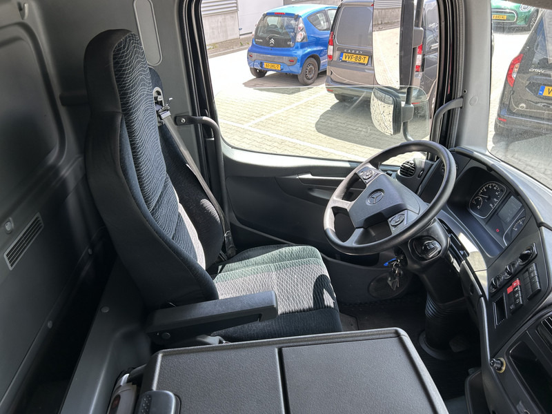 Mercedes-Benz Atego 818 / 8 Ton / 676 dkm / Box / Laadklep / APK TUV 03-26 - 厢式卡车:图3 Mercedes-Benz Atego 818 / 8 Ton / 676 dkm / Box / Laadklep / APK TUV 03-26 - 厢式卡车:图3