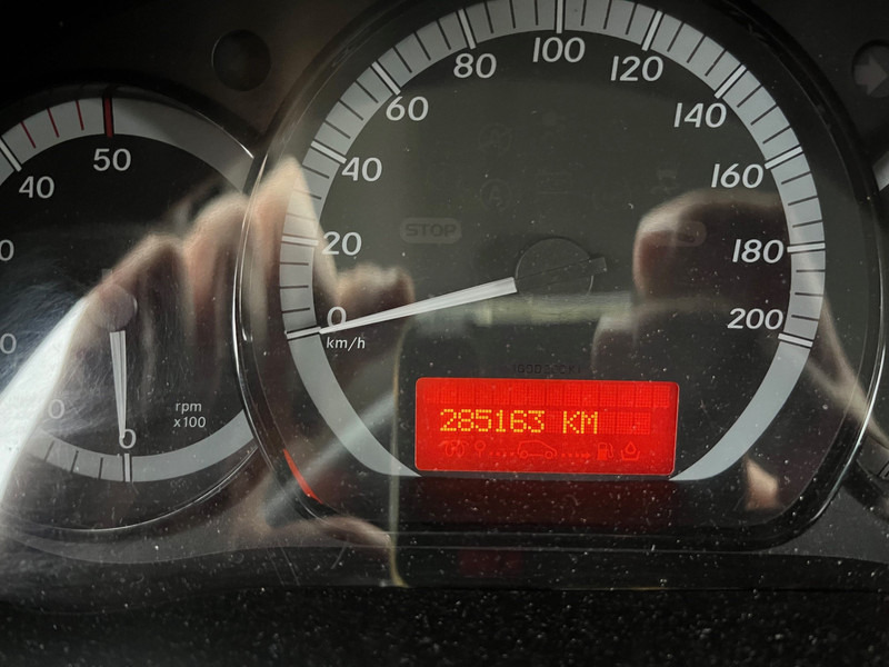 紧凑型面包车 Mercedes-Benz Citan 109 CDI / Extra Lang / UNFALL / DAMAGE：图6