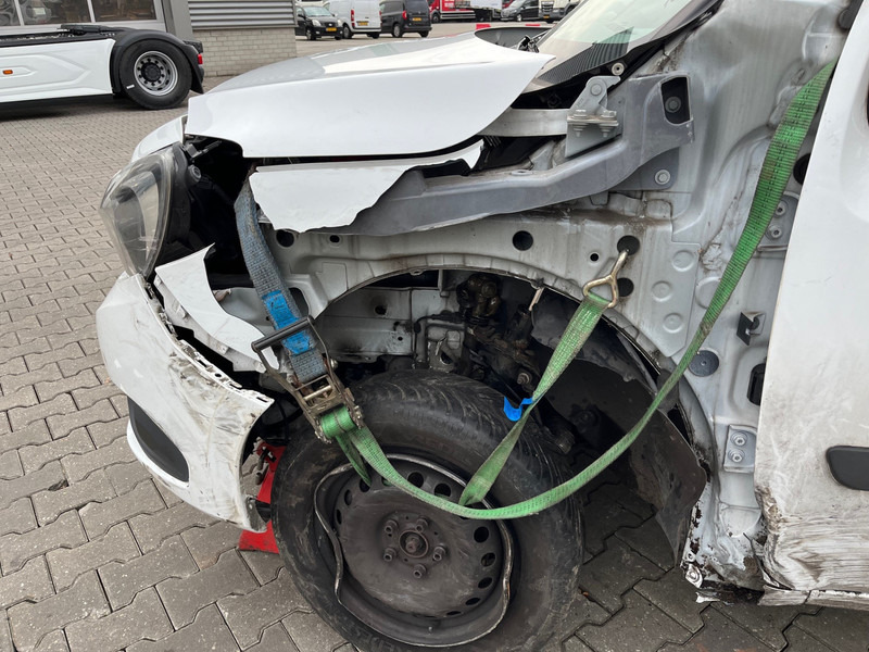紧凑型面包车 Mercedes-Benz Citan 109 CDI / Extra Lang / UNFALL / DAMAGE：图8
