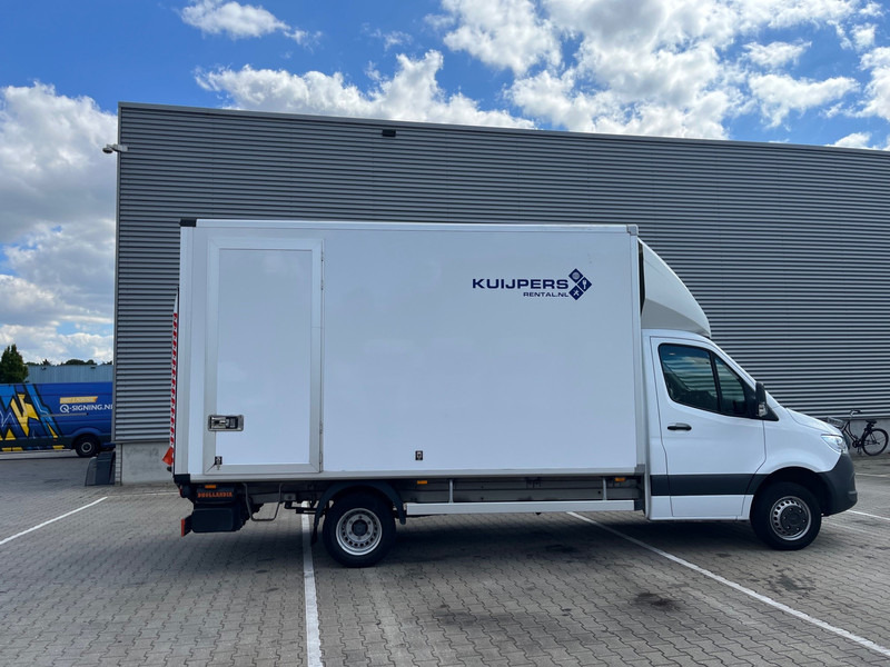 Mercedes-Benz Sprinter 515 1.9 CDI / Box 4.4 mtr / Laadklep / Zijdeur - 厢式货车:图2 Mercedes-Benz Sprinter 515 1.9 CDI / Box 4.4 mtr / Laadklep / Zijdeur - 厢式货车:图2