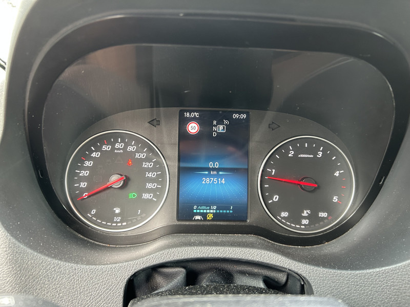 Mercedes-Benz Sprinter 515 1.9 CDI / Box Damage - Schade / Loadlift / APK TUV 04-26 - 厢式货车:图5 Mercedes-Benz Sprinter 515 1.9 CDI / Box Damage - Schade / Loadlift / APK TUV 04-26 - 厢式货车:图5
