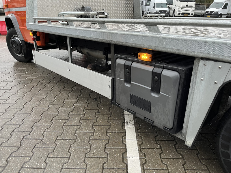 自动转运卡车 Mercedes-Benz Vario 612 D / Car - Machine Transporter 570 cm / Winch / Ramps / NL Truck：图18