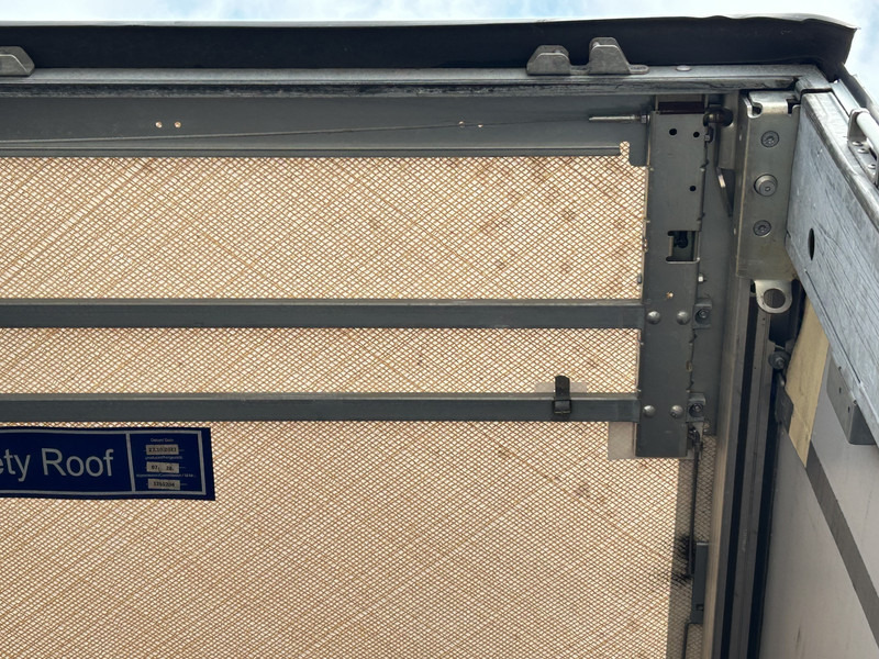 Schmitz Cargobull SCB S3T / Schuifzeil / Kooi Aap / Lift + Stuuras / APK 05-26 - 侧帘半拖车:图4 Schmitz Cargobull SCB S3T / Schuifzeil / Kooi Aap / Lift + Stuuras / APK 05-26 - 侧帘半拖车:图4
