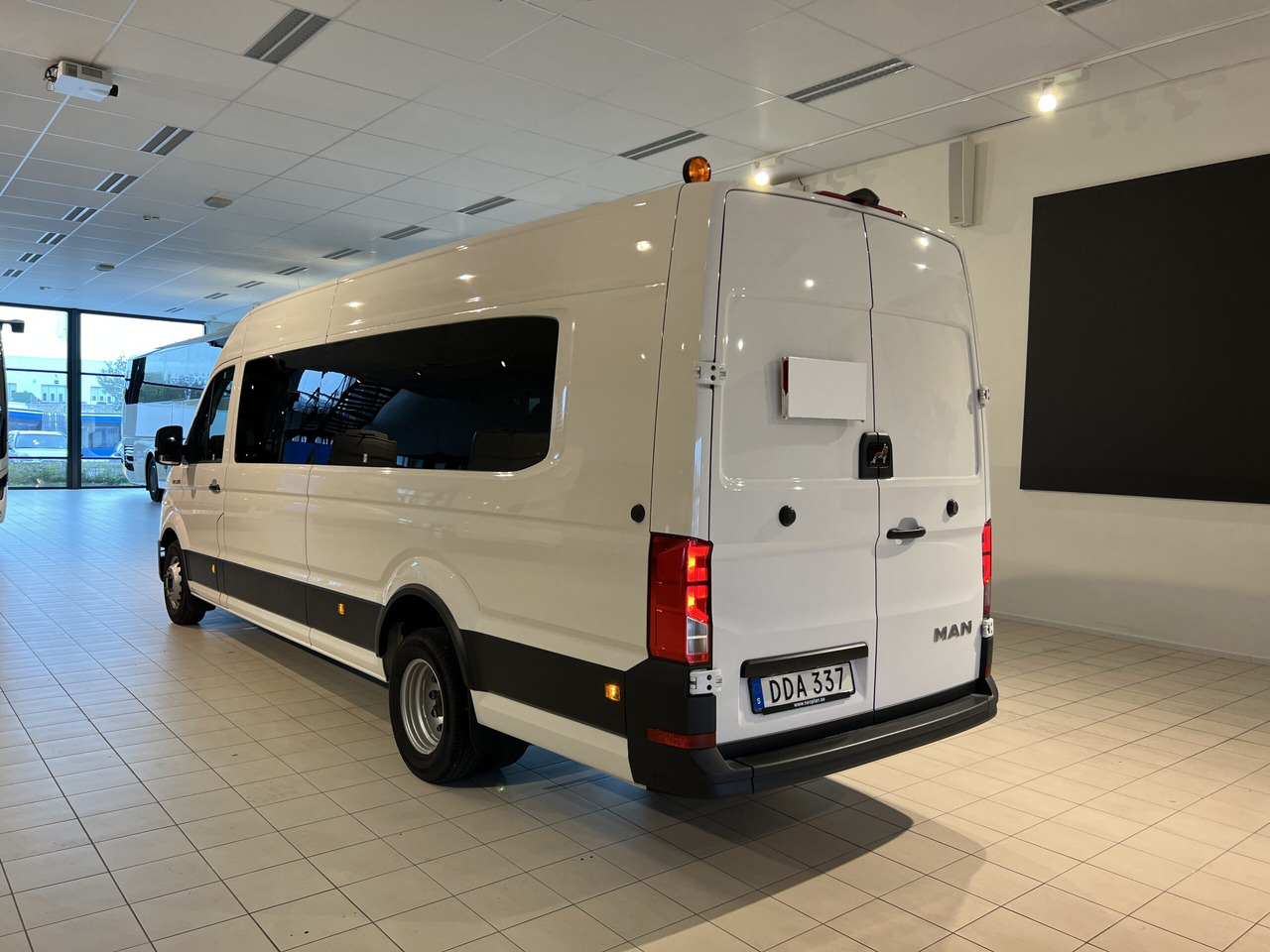 MAN TGE 5.160 Intercity - 小型巴士, 小型客车:图4 MAN TGE 5.160 Intercity - 小型巴士, 小型客车:图4