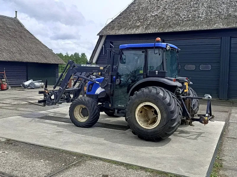 New Holland TN60DA TN60D met voorlader 520TL en vork - 拖拉机:图3 New Holland TN60DA TN60D met voorlader 520TL en vork - 拖拉机:图3