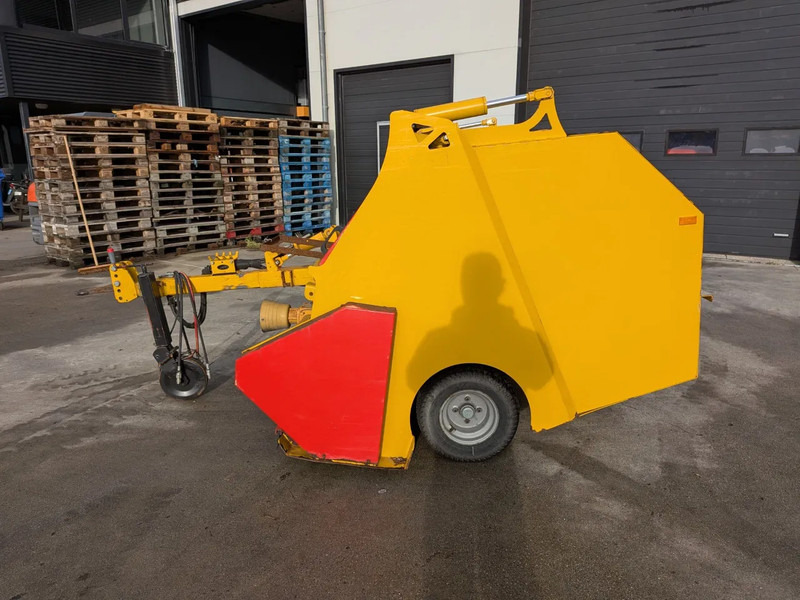 SCHOUTEN PX1802 PX 1802 - 道路清扫机:图2 SCHOUTEN PX1802 PX 1802 - 道路清扫机:图2