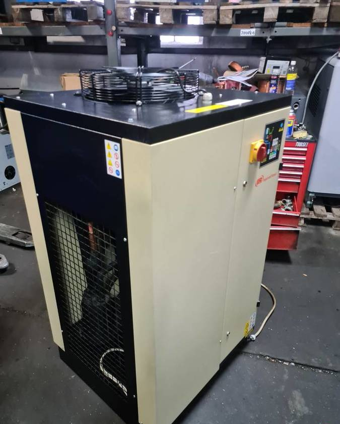 Osuszacz ziębniczy INGERSOLL RAND 13m3 - 食品机械:图3 Osuszacz ziębniczy INGERSOLL RAND 13m3 - 食品机械:图3