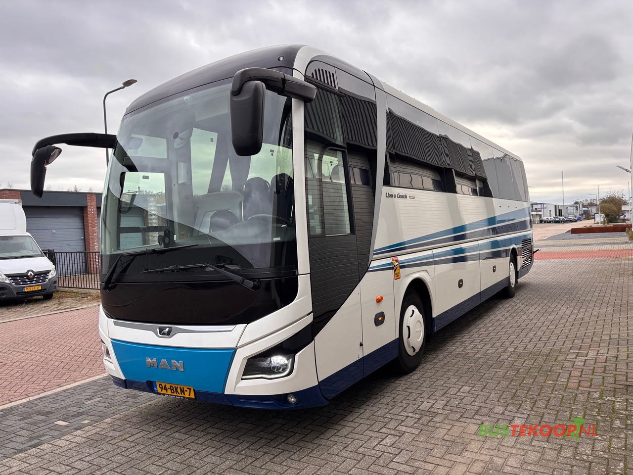 MAN R 07 Lion's Coach - 长途客车:图3 MAN R 07 Lion's Coach - 长途客车:图3