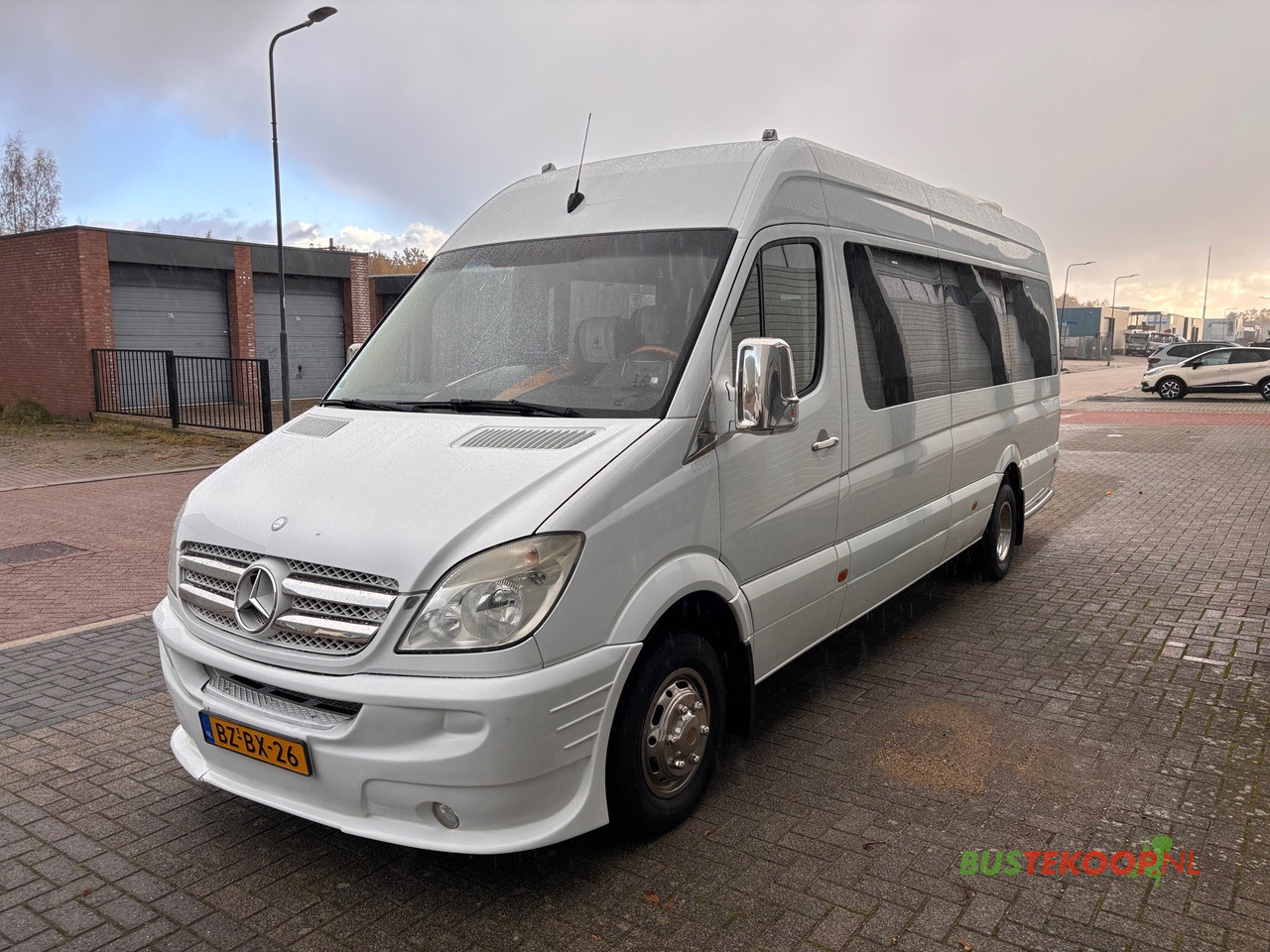 Mercedes Sprinter 519 CDI - 小型巴士, 小型客车:图4 Mercedes Sprinter 519 CDI - 小型巴士, 小型客车:图4