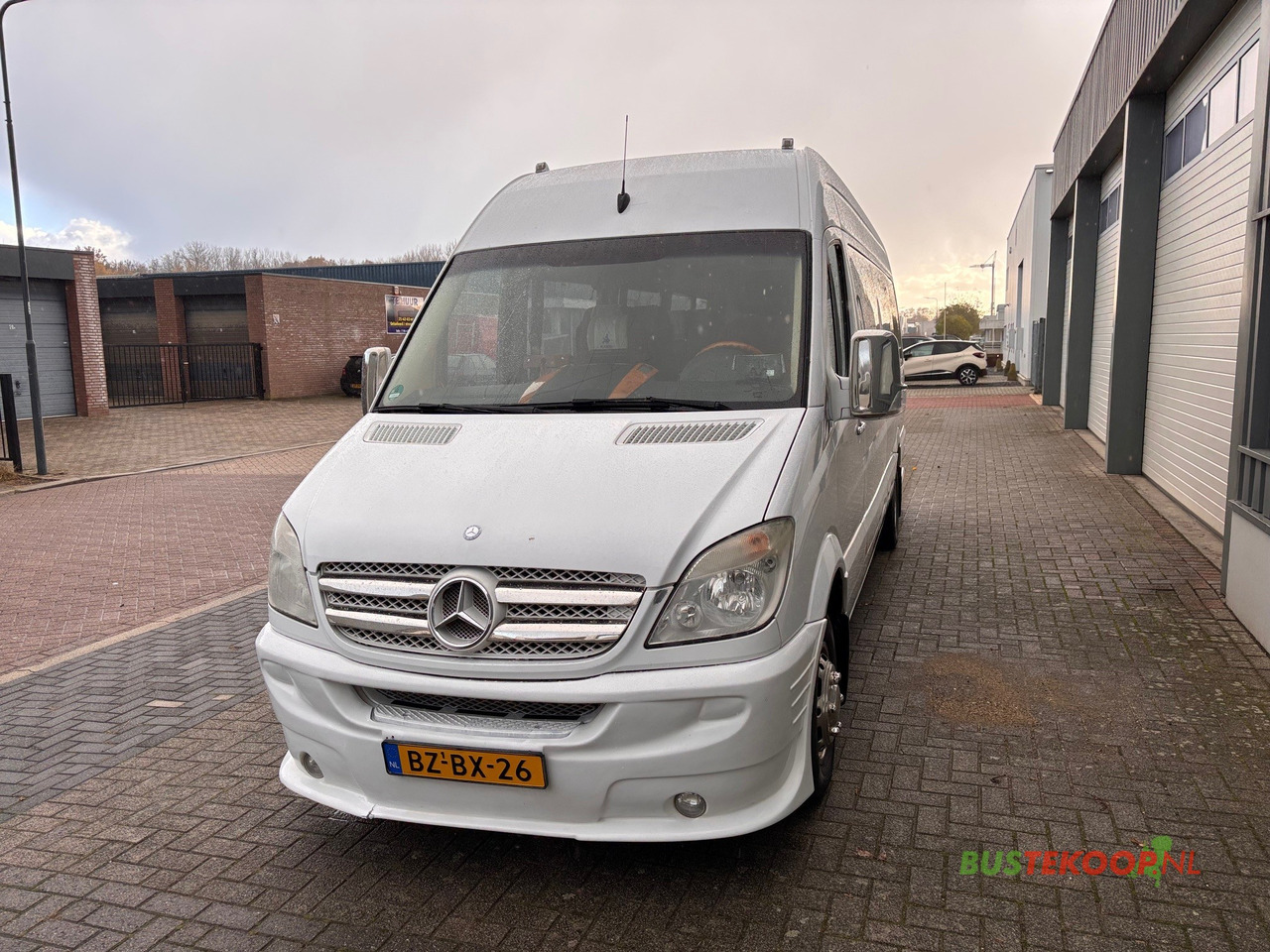 Mercedes Sprinter 519 CDI - 小型巴士, 小型客车:图3 Mercedes Sprinter 519 CDI - 小型巴士, 小型客车:图3