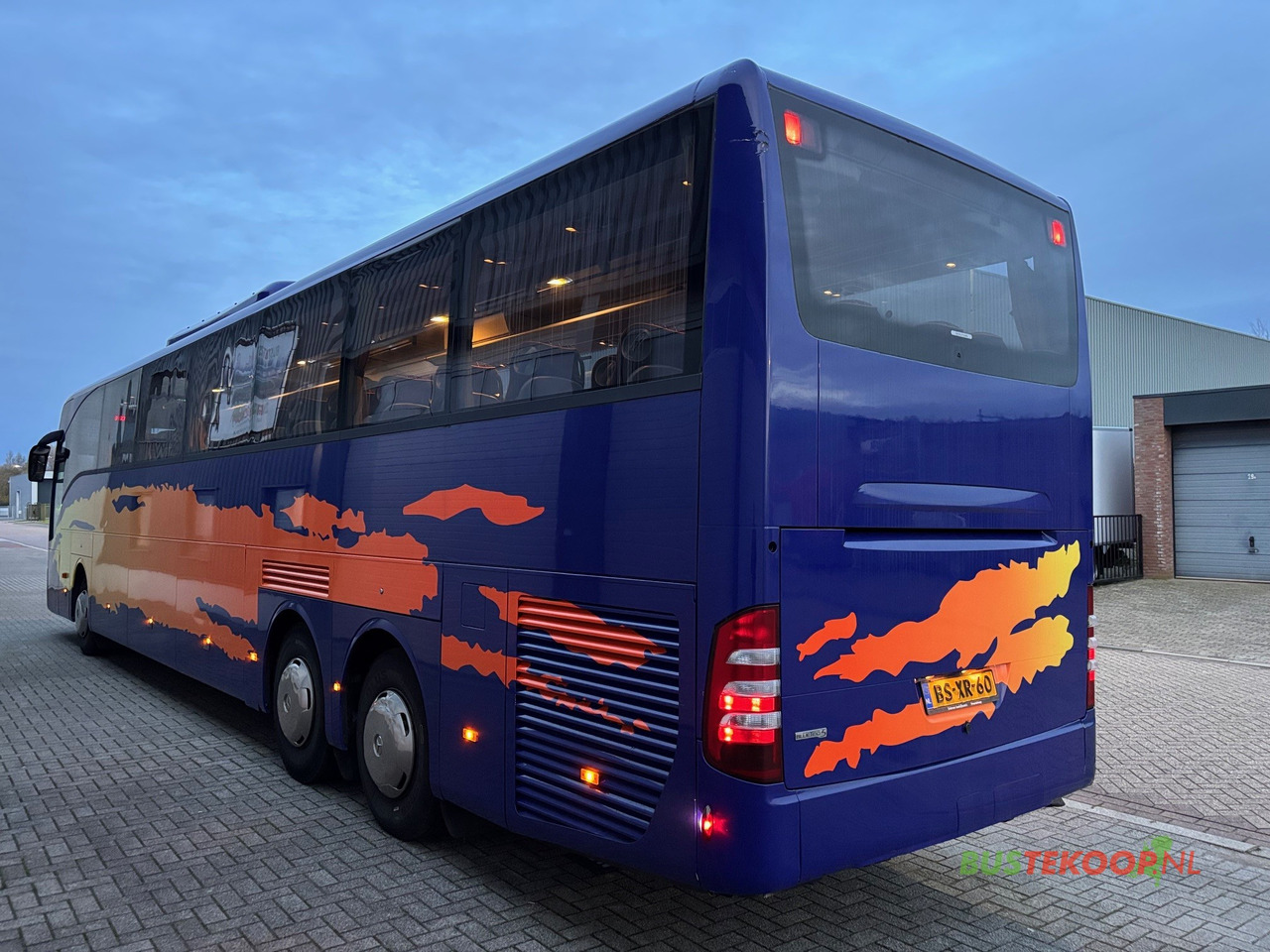 Mercedes TOURISMO RHD-L - 长途客车:图4 Mercedes TOURISMO RHD-L - 长途客车:图4